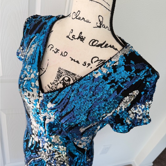VTG CACHÉ Midi Dress Sequin Blue/Silver Zipped Closure Sz M Stunning Luxury - Picture 7 of 16